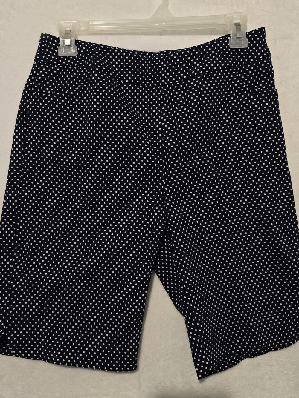 Kate Park Womens  Pull On Burmuda Shorts Size Small Navy/White Dots